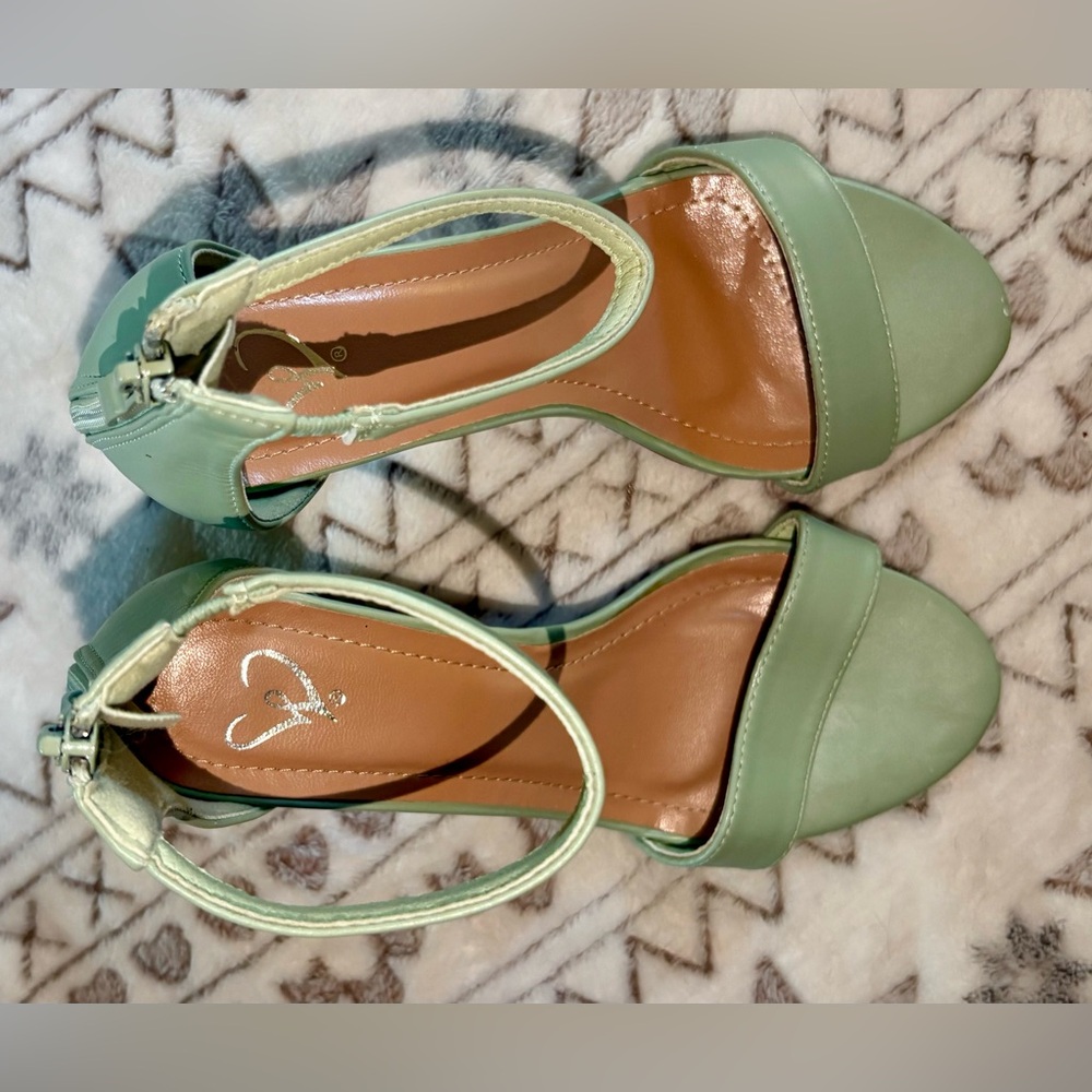 Mint Green 2-inch Heels w/ Ankle Strap (Size 7)